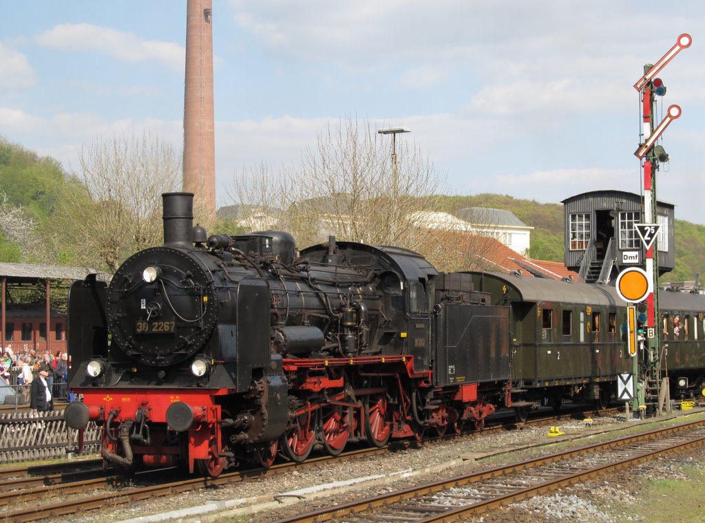 38 2267 am 16.4.2011 im Eisenbahnmuseum Bochum-Dahlhausen.