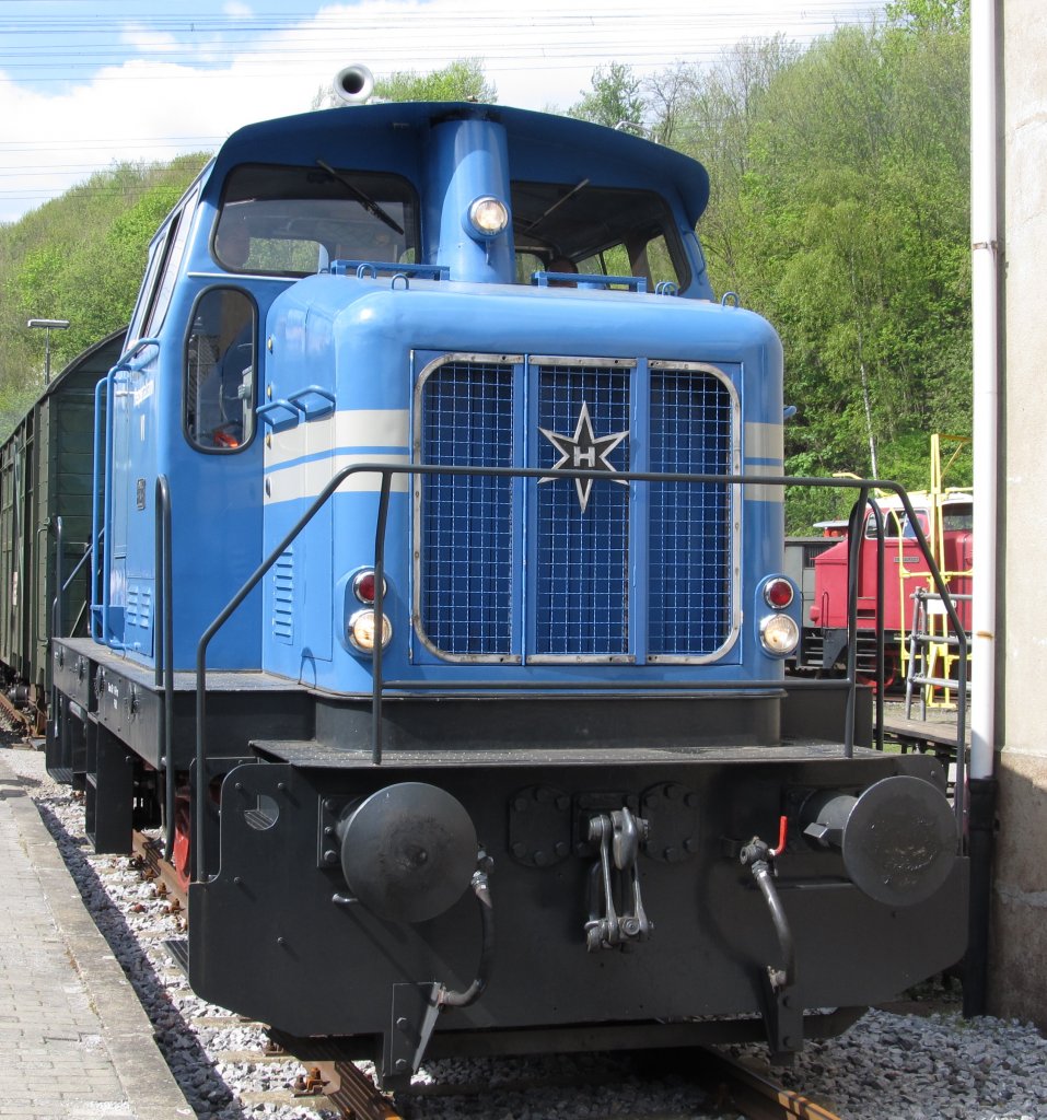 Die Henschel V1 der Hespertalbahn am 16.4.2011 im Eisenbahnmuseum Bochum-Dahlhausen.